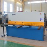 நல்ல தரமான QC12y / K 12X3200 ஹைட்ராலிக் வெட்டு இயந்திரம் புகழ்பெற்ற பிராண்ட்