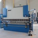 E200 அமைப்பு Wc67 ஹைட்ராலிக் பிரஸ் பிரேக் உடன்