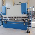 Wc67y 40t சீனா செய்த கோப்புறை கையேடு மடிப்பு இயந்திரம் கையில் பத்திரிகை பிரேக் இயக்க, பங்கு மார்ஜின் வளைத்தல்